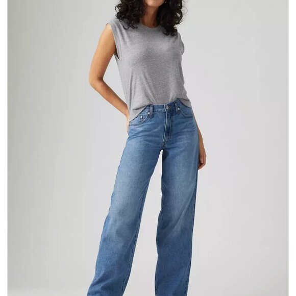 Levi's Women's 28x30 Baggy Dad Linen + Denim Lightweight Jeans Medium Wash - Picture 1 of 7